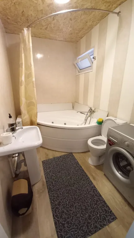 4-комнатный Дом