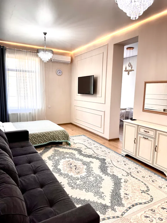 3-комнатная квартира в доме бизнес класса в самом центре левого берега столицы