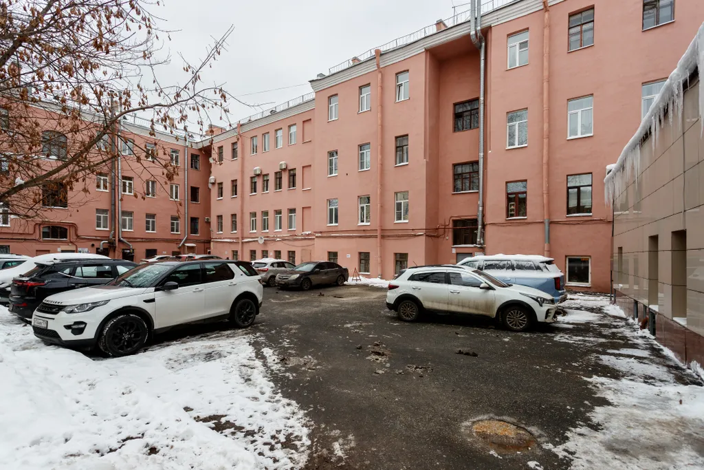 Квартира Атмосферная квартира на набережной у Литейного моста — Санкт-Петербург