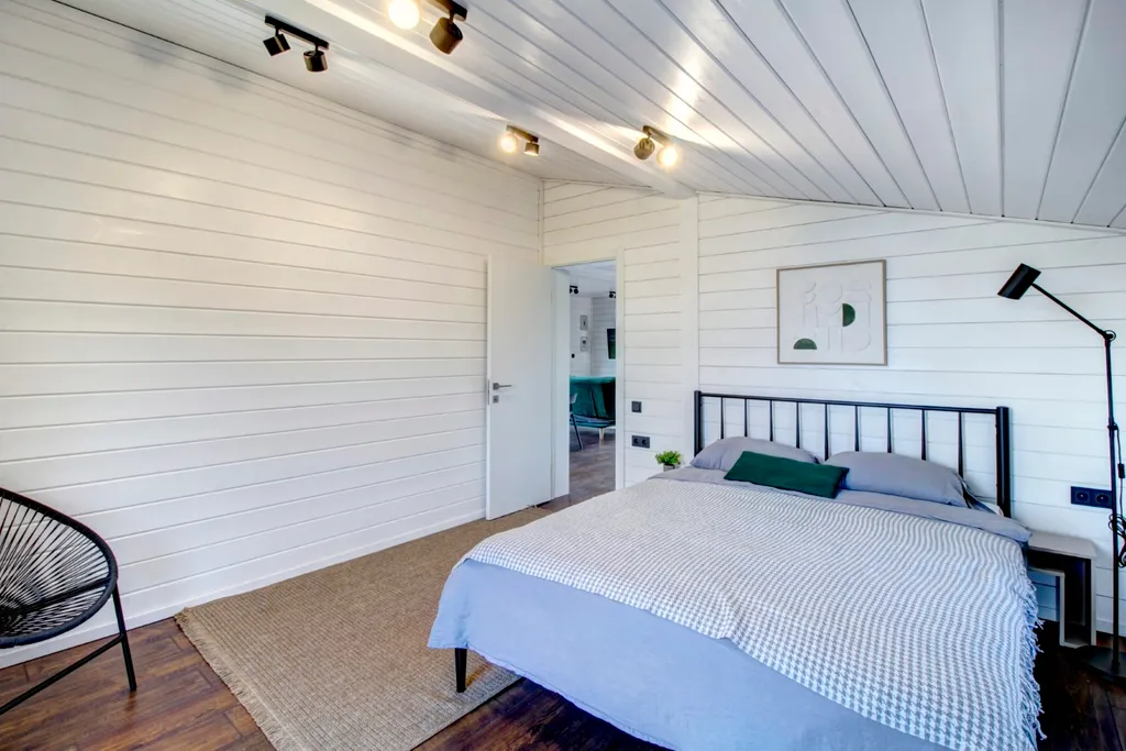 Уютный дoм с видом нa лес