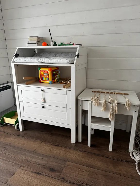 Барн с баней и чаном у озера