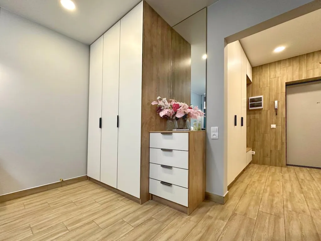 Квартира Квартира Комфортный апартамент Люкс возле ДЦ Сибирь — Красноярск