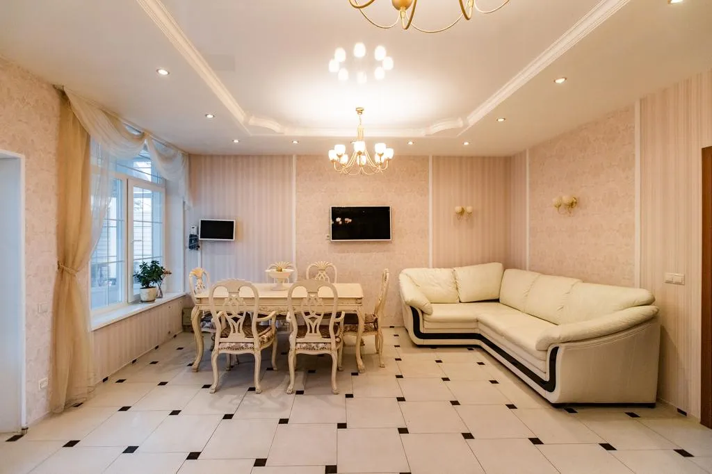 Шикарная вилла на берегу моря