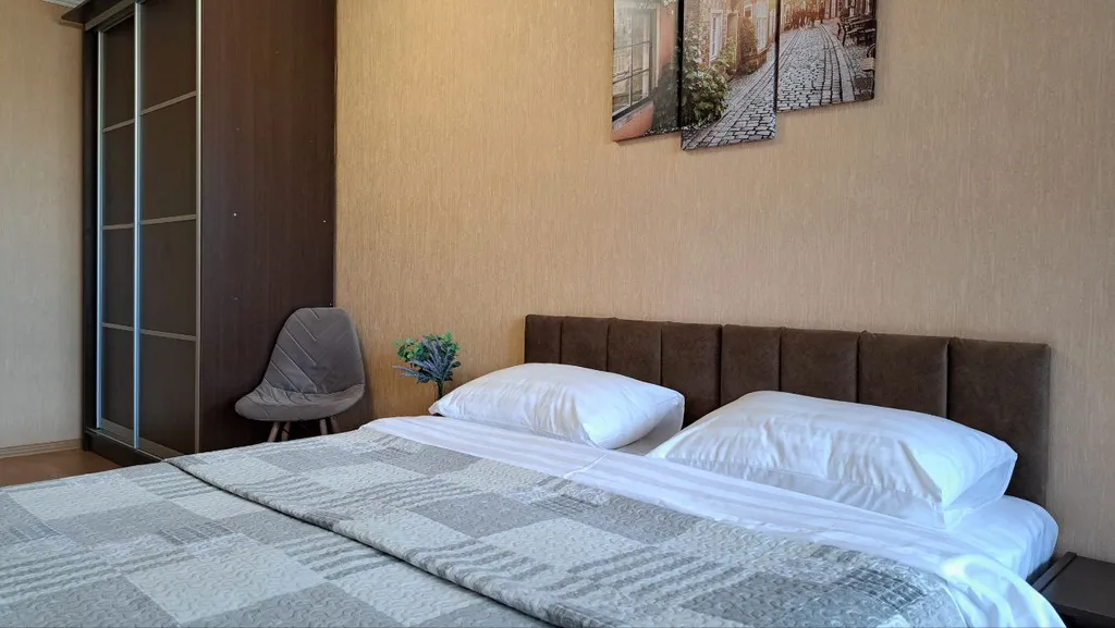 Уютная квартира рядом с парком Победы — аренда посуточно в Ставрополь