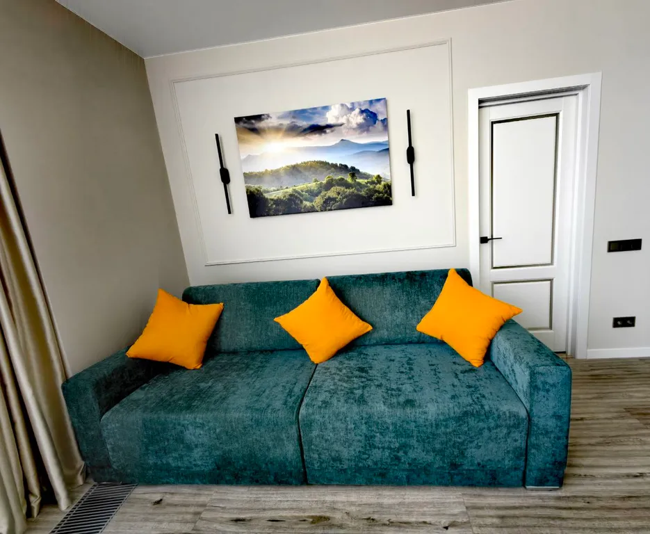 Дизайнерские апартаменты с видом на горы и море