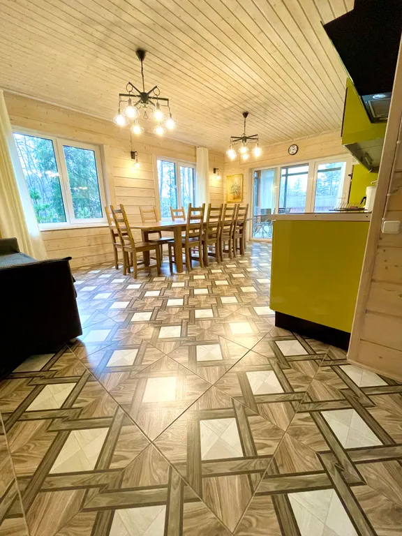 Двухэтажный коттедж с 4 спальнями и видом на Выборгский залив