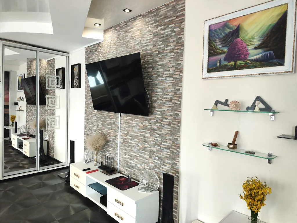 Премиум студия с террасой на 1 линии