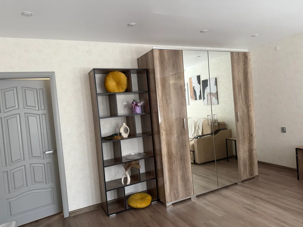 Красивая квартира на набережной