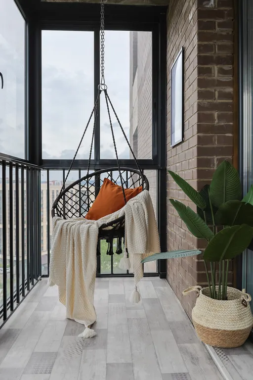 Квартира возле 130 квартала с панорамным балконом