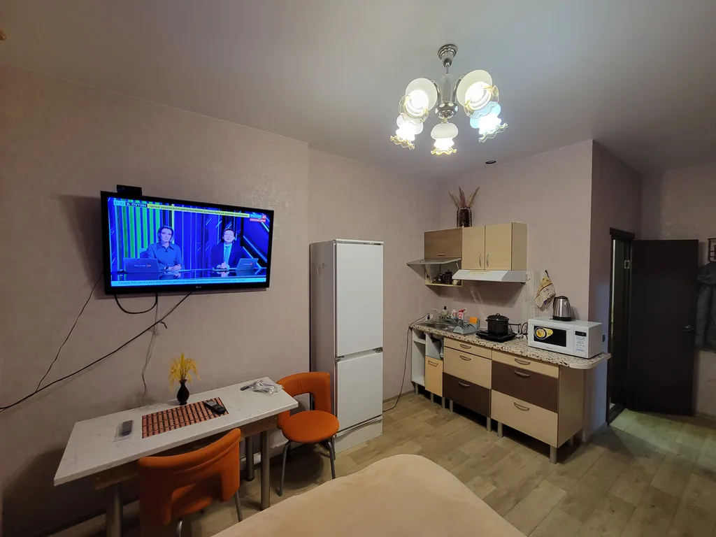 Уютная мини-студия для отдыха и сна в шаговой доступности от аэропорта