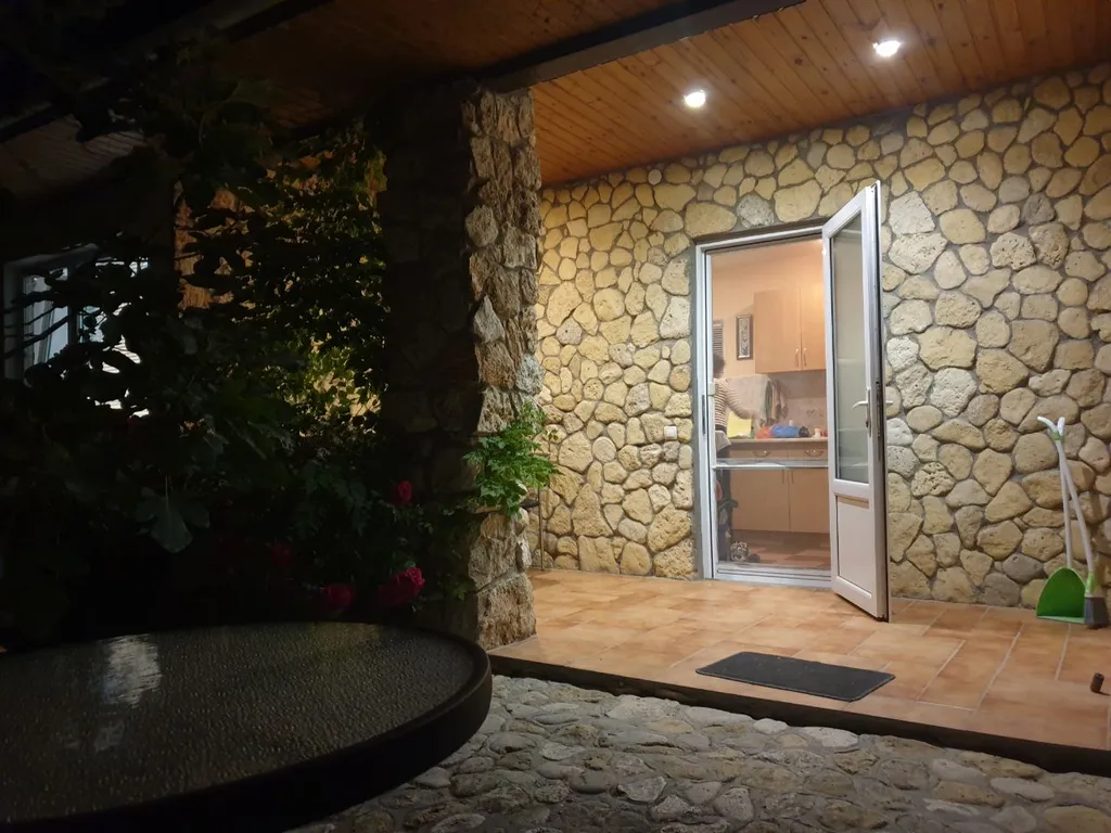 Коттедж Уютный апартамент у моря — аренда посуточно в Оленевка