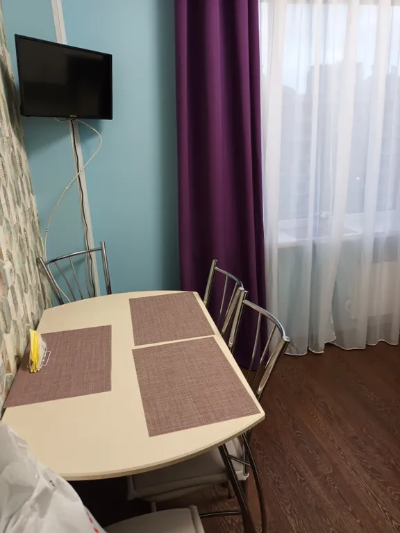 Уютная и очень теплая квартира в развитом районе города!