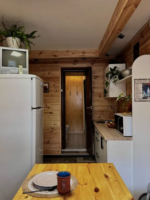 Дизайнерская квартира в деревенском доме в центре города