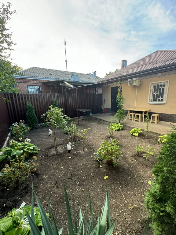 Коттедж Уютный дом в центре города с зоной для барбекю — Пятигорск