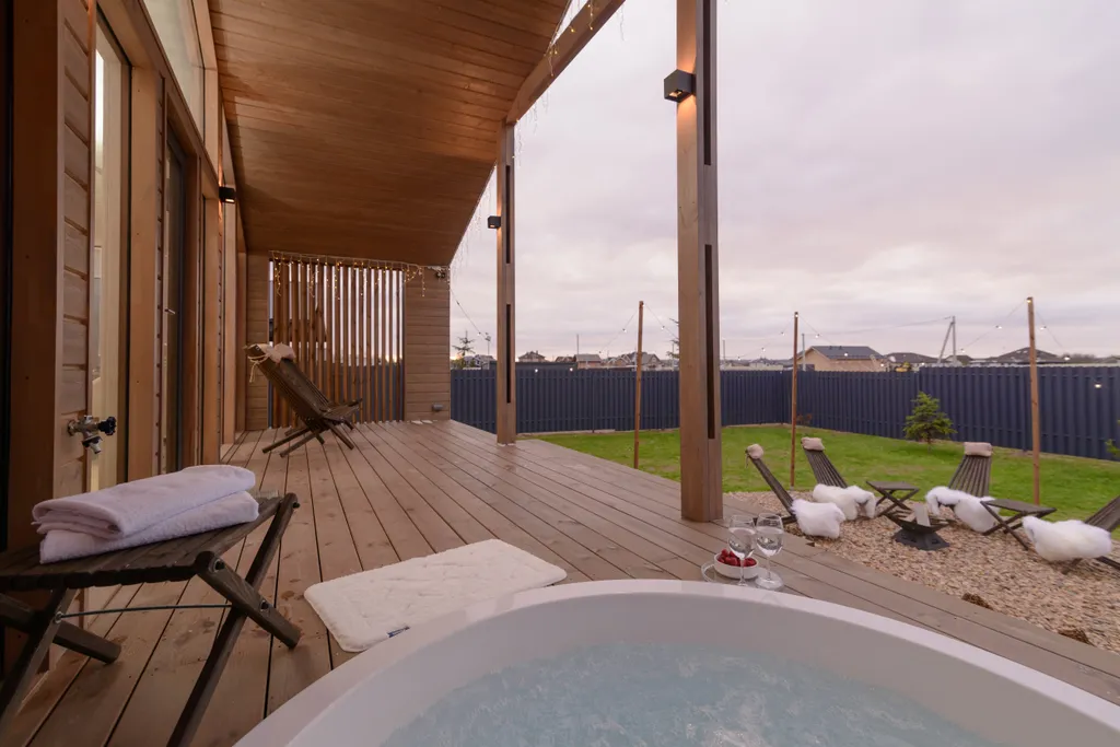 Шикарный дом с панорамной сауной и джакузи на террасе