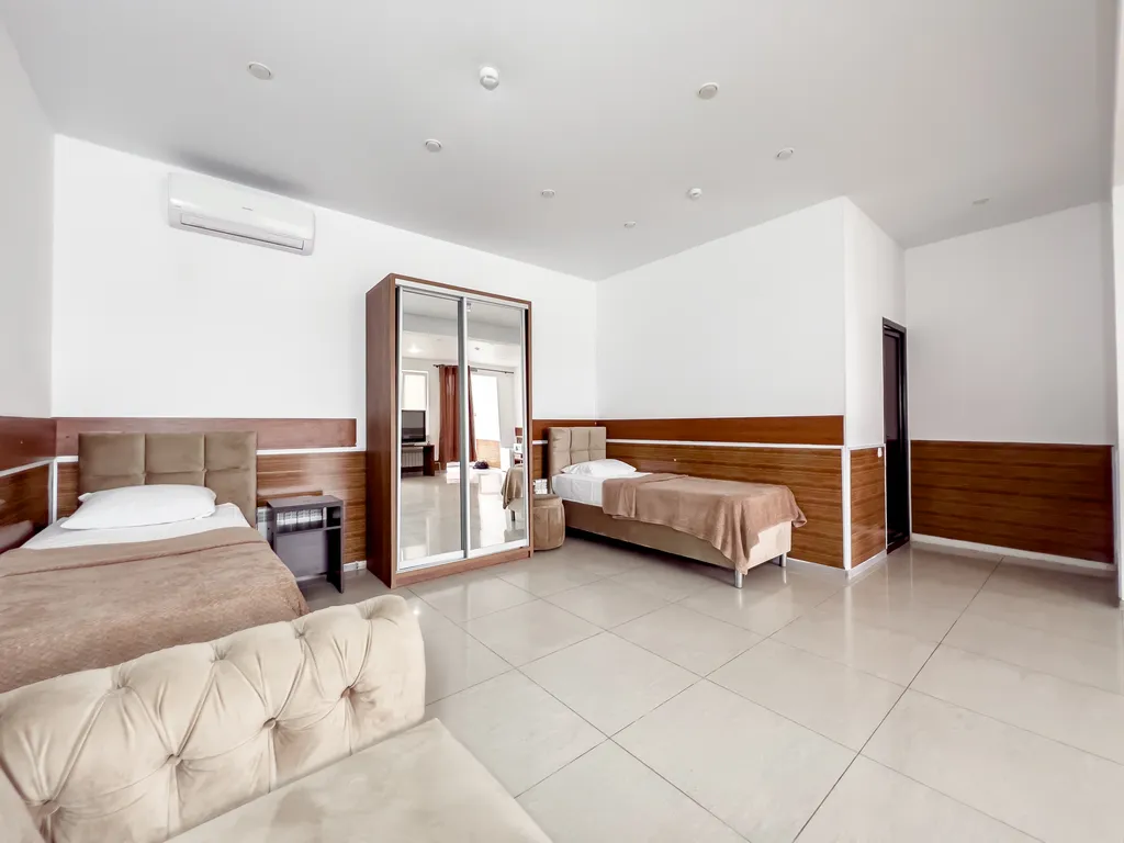 Апартамент в 5 минутах от моря с видом на зеленый парк