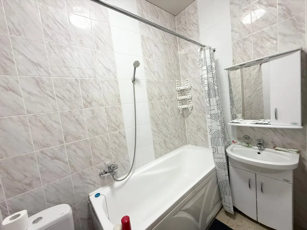 Двухкомнатная квартира у Площади Победы