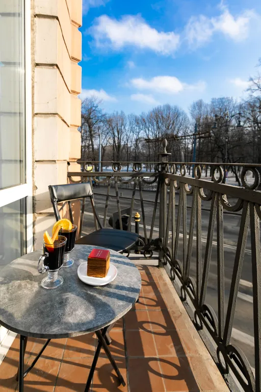 Видовая с балконом, 3 спальни