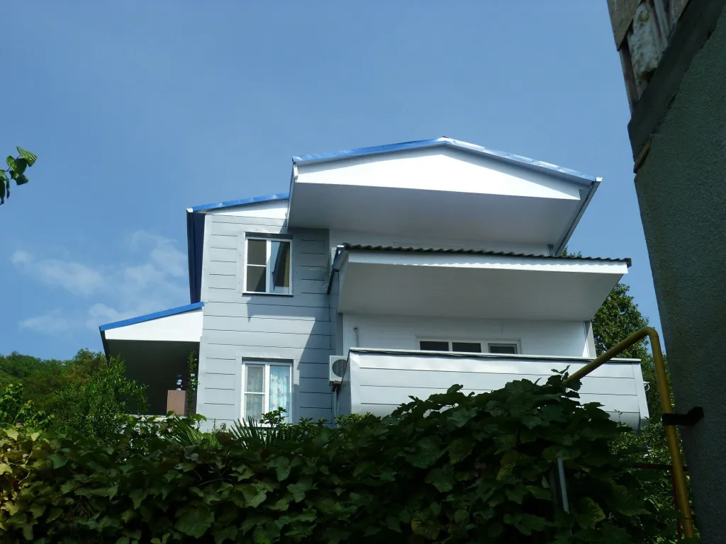 Студия под ключ в частном доме