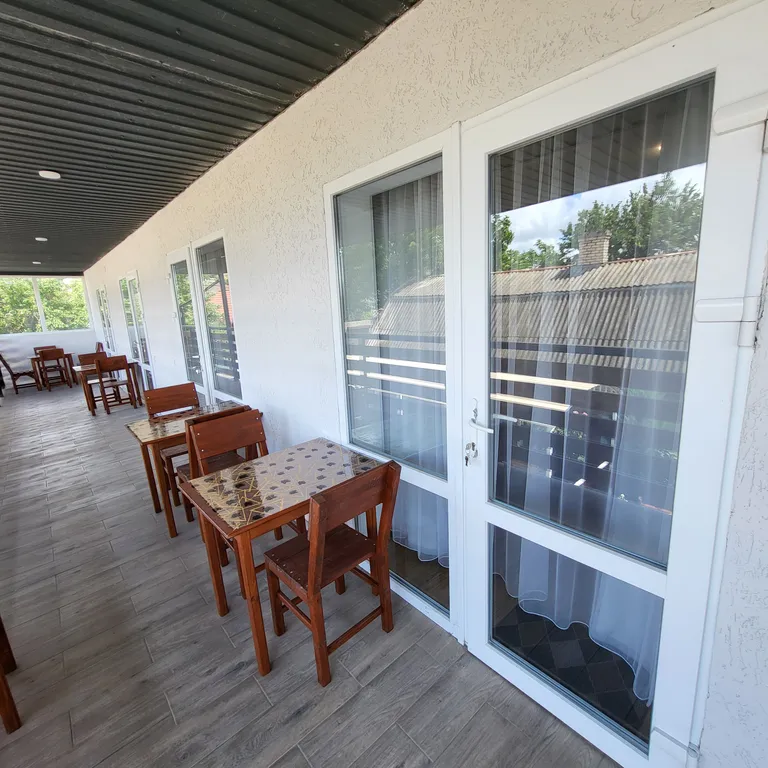 Квартира №24 на втором этаже, в номере есть все — аренда посуточно в Бердянск