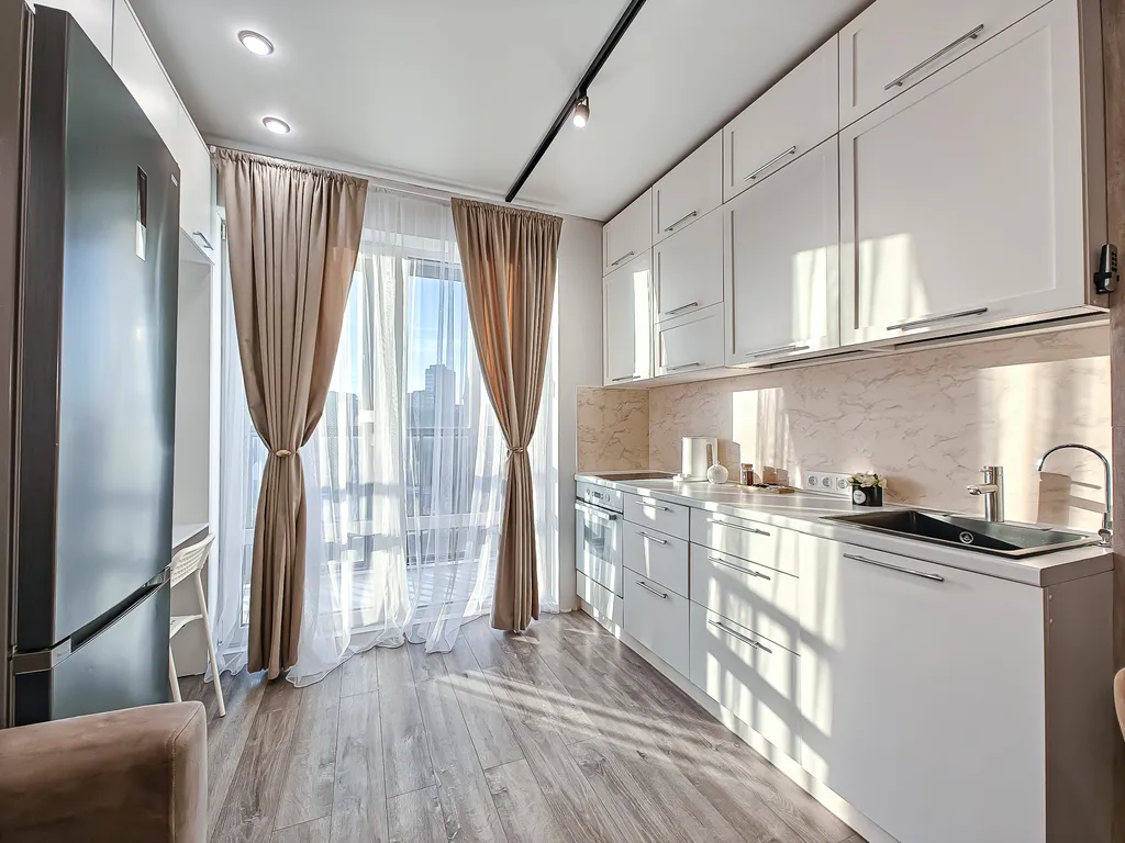 Квартира Солнечная квартира с двумя спальнями и балконом — Новосибирск