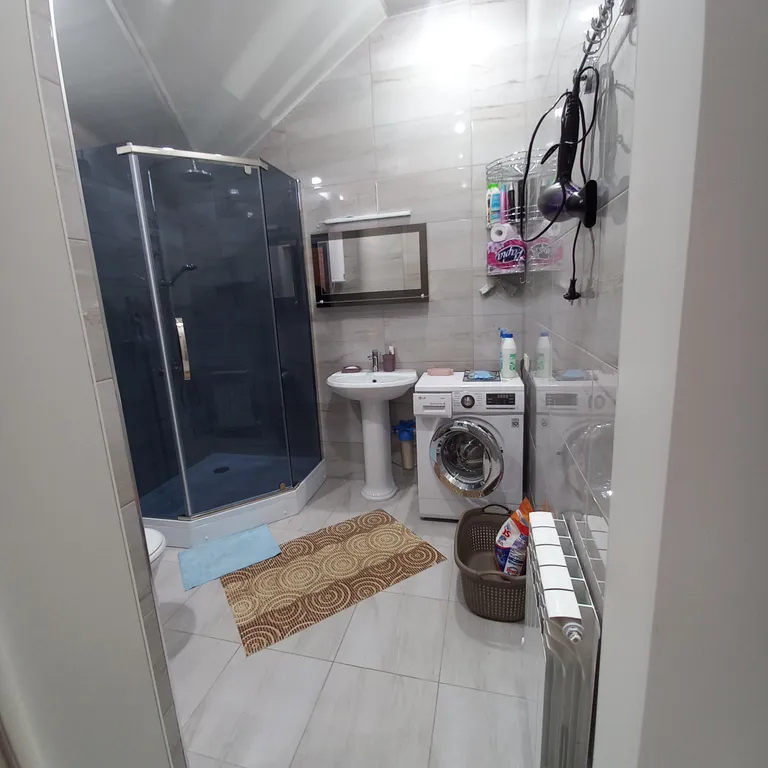 Квартира с балконом на высоте птичьего полета