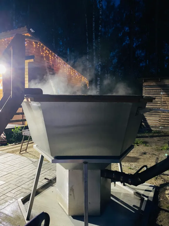 Домик с русской баней на дровах + сибирский банный чан