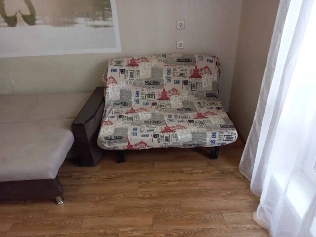 Светлая, уютная квартира вблизи Железнодорожной больницы