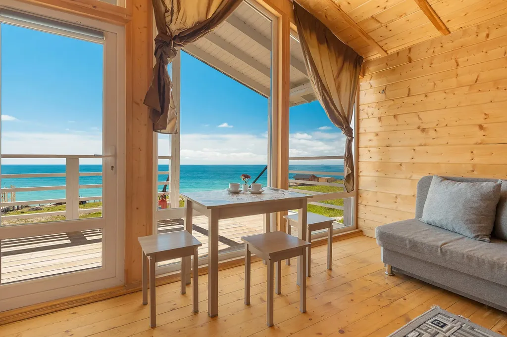 4-комнатный коттедж с видом на море — аренда посуточно в Геленджик