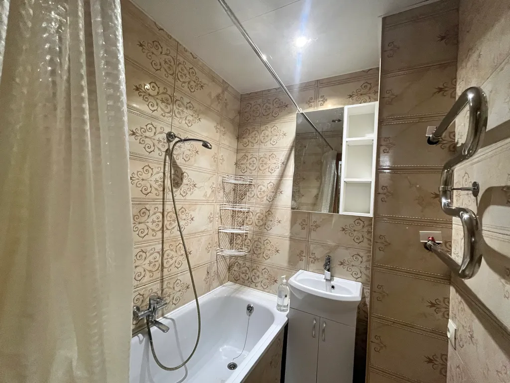 Уютная трехкомнатная в Заводском районе