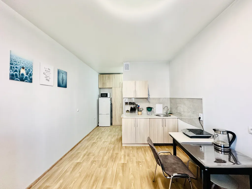 Пингвин в гараже