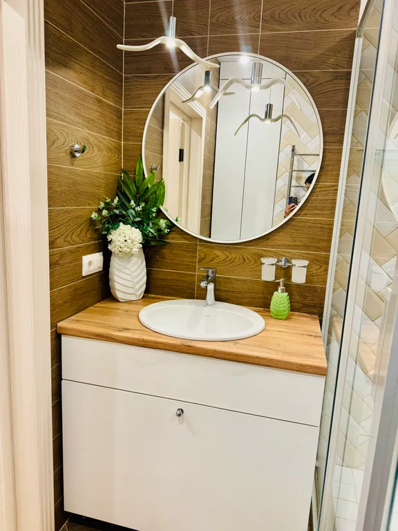 Дизайнерская квартира возле Чаши