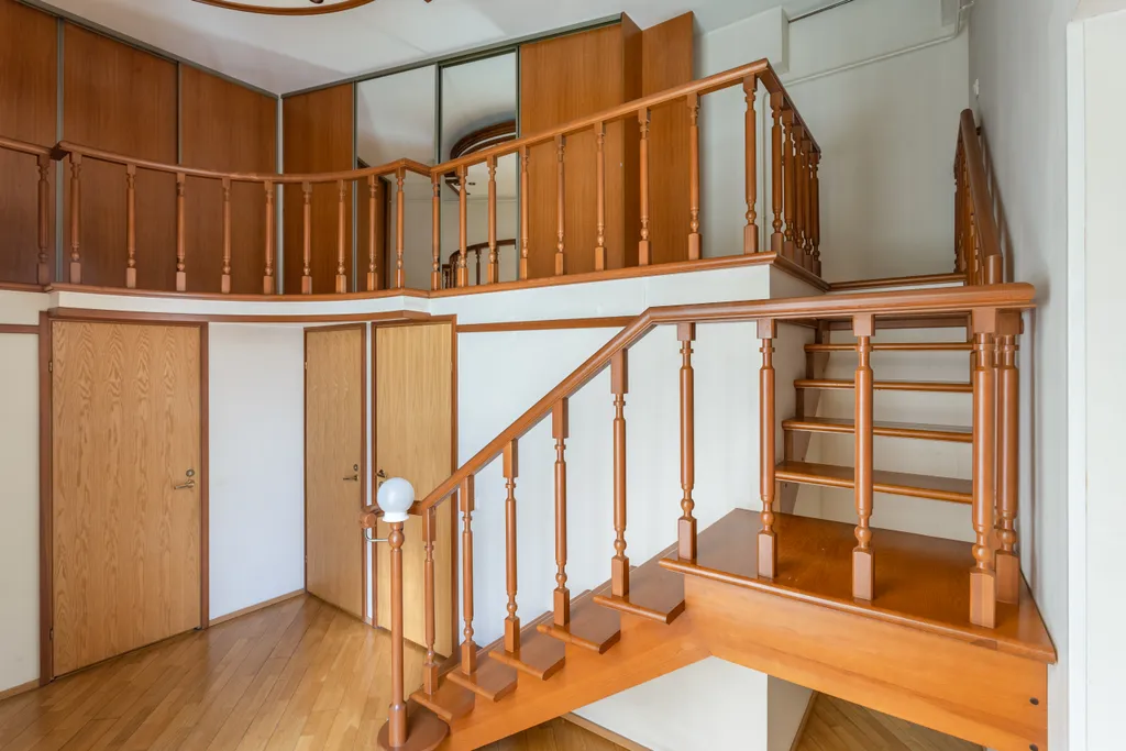 Двухуровневая квартира с видом на Неву по соседству с Эрмитажем