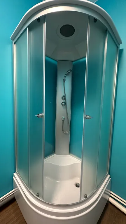 Просторная двухкомнатная квартира на набережной реки Амур