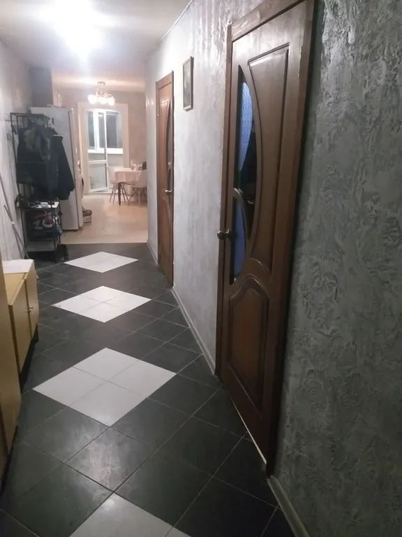 Квартира Квартира четырёхкомнатная, магазины, кафе все рядом — Дубна