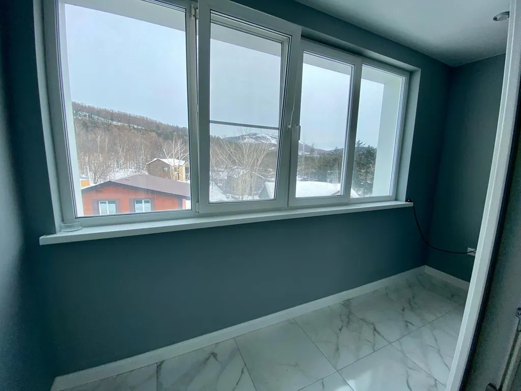 Апартаменты с видом на гору Большевик