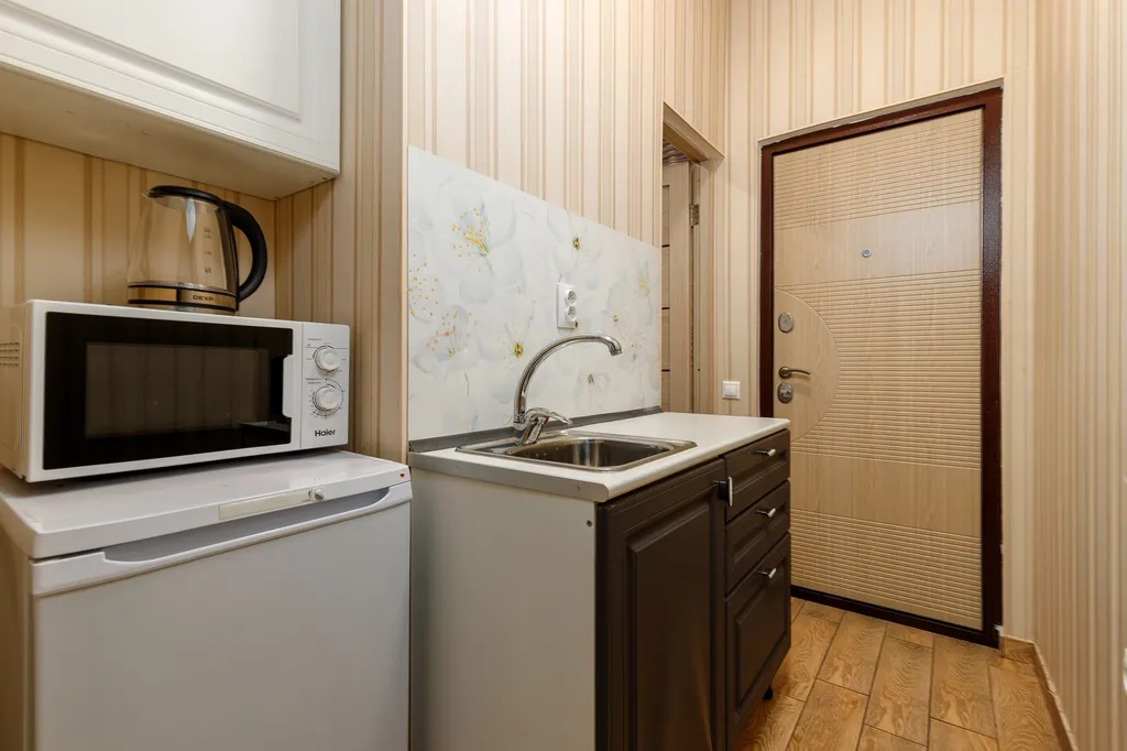 Квартира Апартаменты с мини-кухней и балконом у моря — Адлер