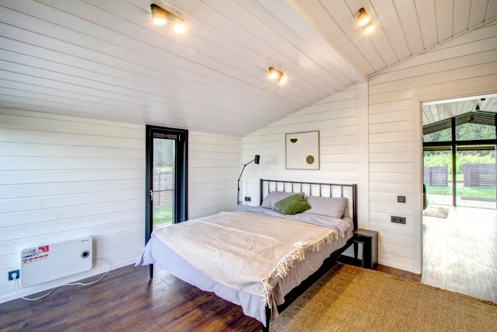 Уютный дoм с видом нa лес