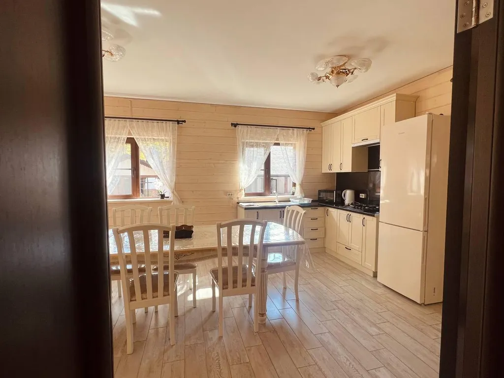 Шале с видом на горы и реку Moon House Arkhyz