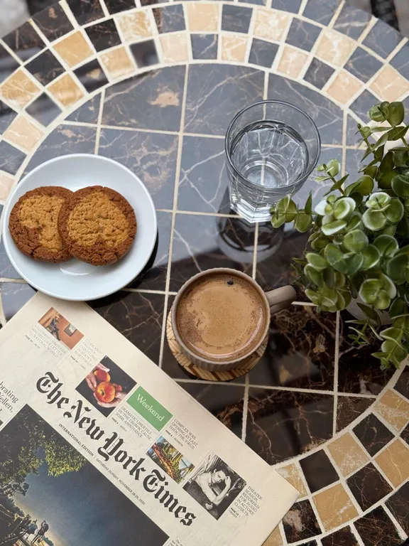 Квартира Апартаменты с балконом с панорамным видом и бассейном — Сириус