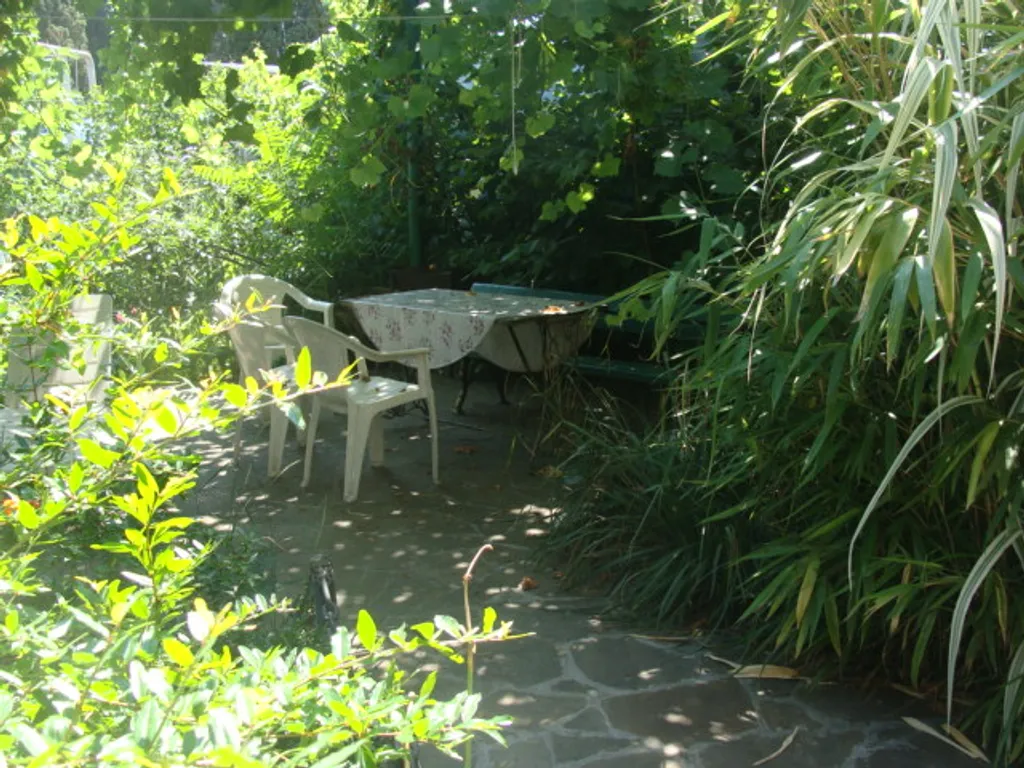 Квартира 2-комнатная Квартира — Ялта