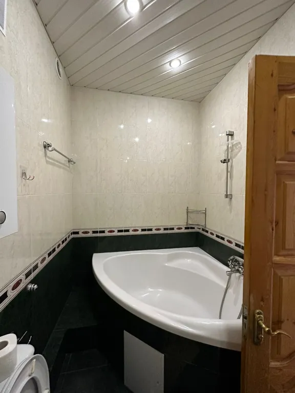 Трёхкомнатная квартира в районе парка