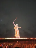 Река и небосвод