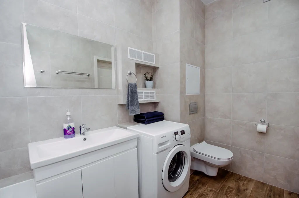 Светлая квартира с красивым видом на город рядом с центром