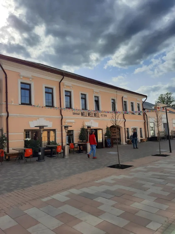 Студия возле Кремля