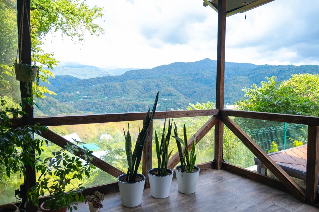 Коттедж Kрacивый дом c баcсeйнoм, баней с огромной террасой — Пластунка