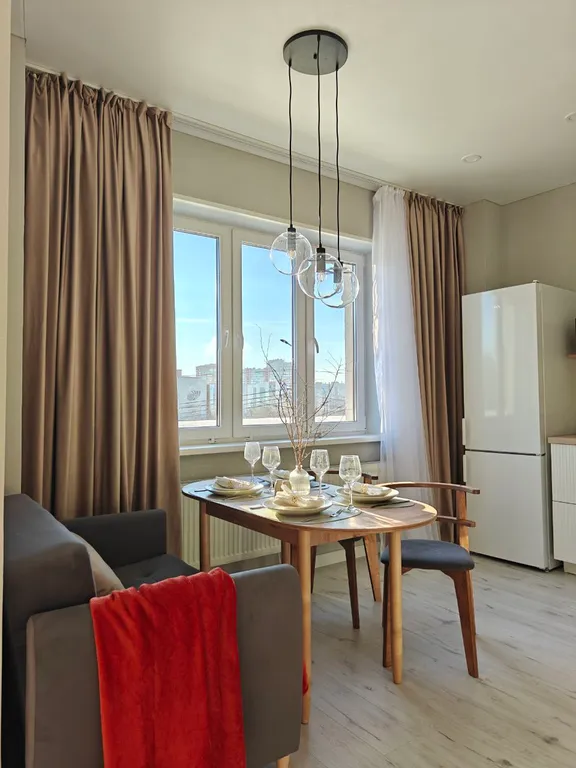 Студия с видом на кампус