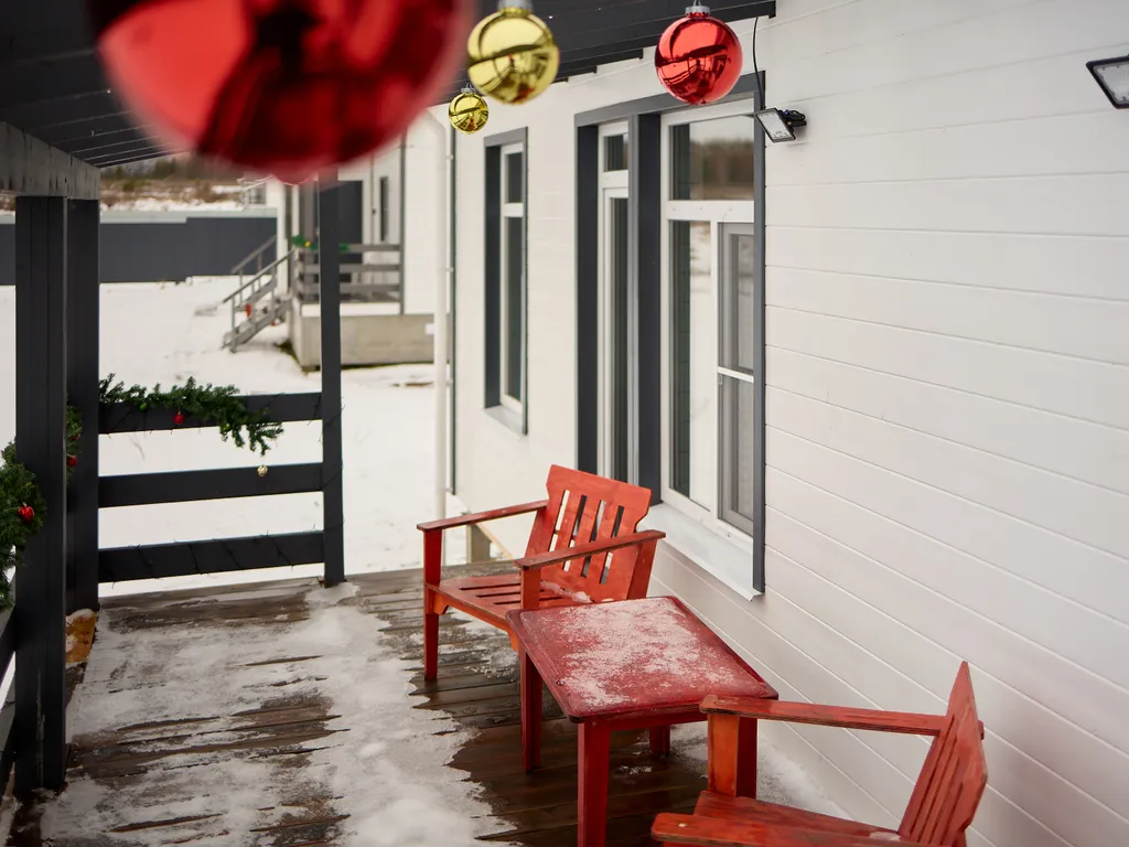 Дом 1-комнатный со спуском к источнику