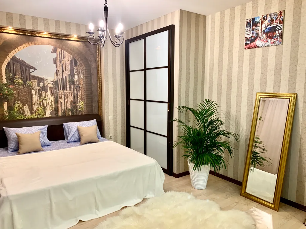 Просторная двухкомнатная квартира — аренда посуточно в Кемерово