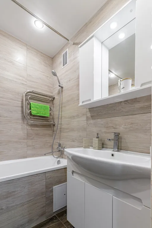 Новые трехкомнатные апартаменты